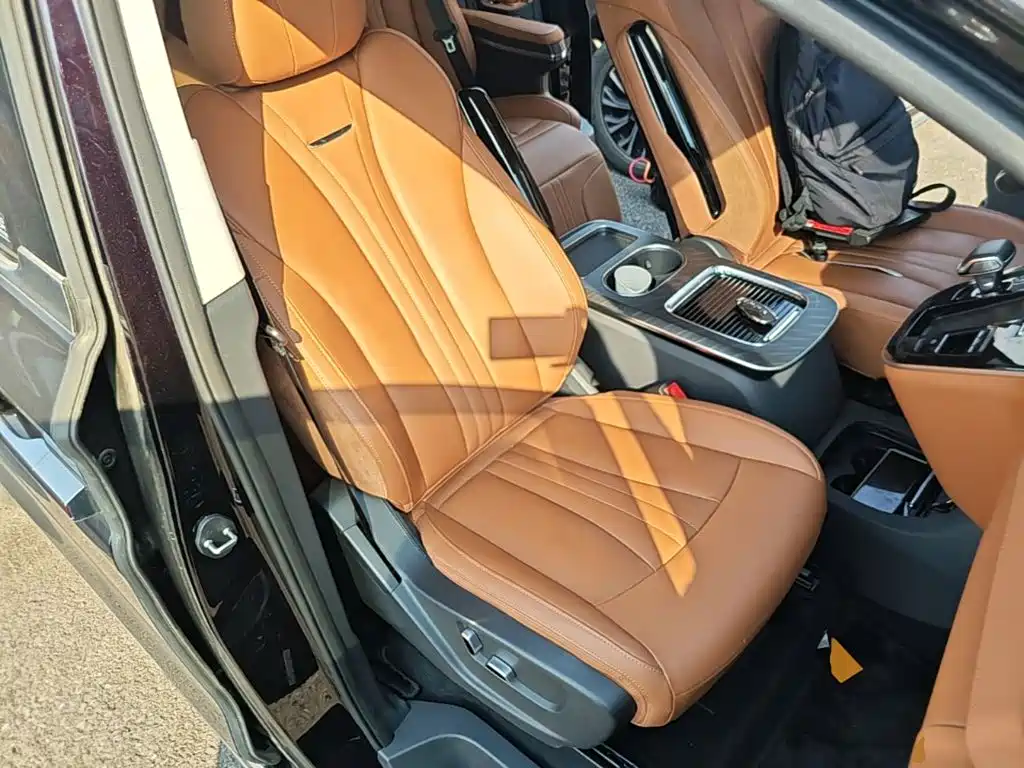 Hongqi Hongqi HQ9 PHEV — миниатюра 25