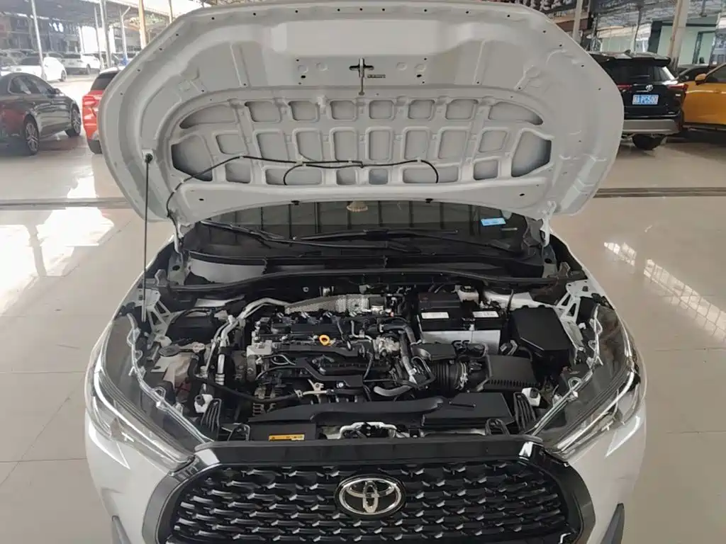 Toyota Corolla Cross — миниатюра 20