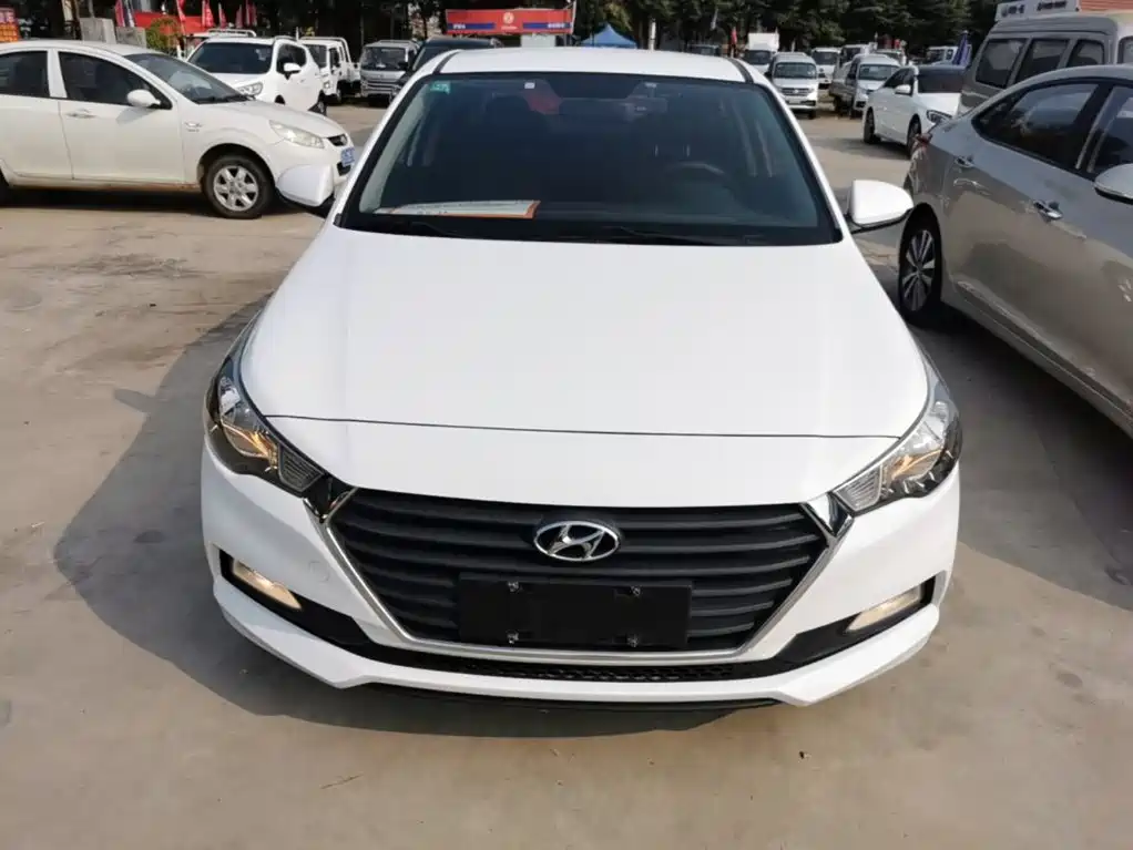 Hyundai Verna — миниатюра 3