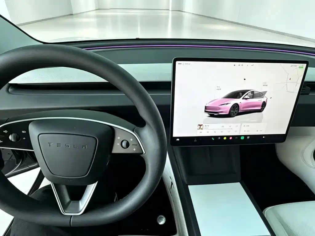 Tesla Model 3 — миниатюра 7