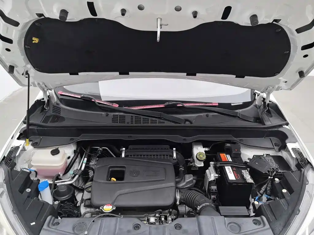 Changan CS15 — миниатюра 6