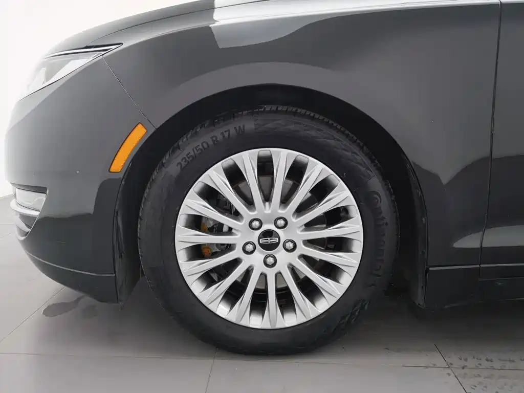 Lincoln MKZ — миниатюра 17