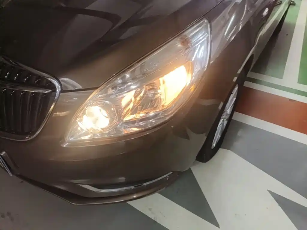 Buick GL8 — миниатюра 24
