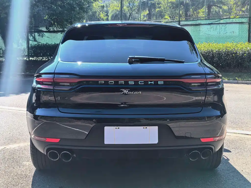 Porsche Macan — миниатюра 8