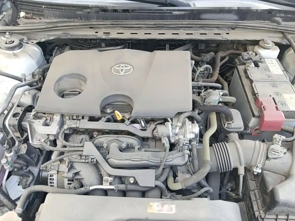 Toyota Camry — миниатюра 11