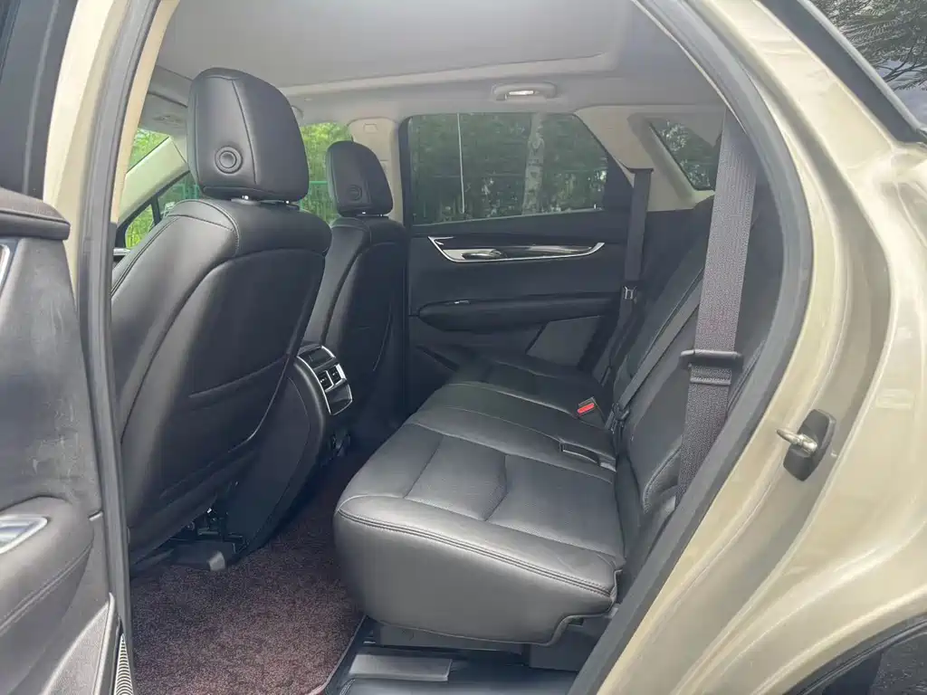 Cadillac XT5 — миниатюра 8
