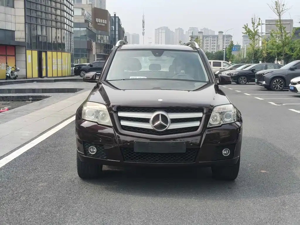 Mercedes-Benz GLK-Class (Import) — миниатюра 2