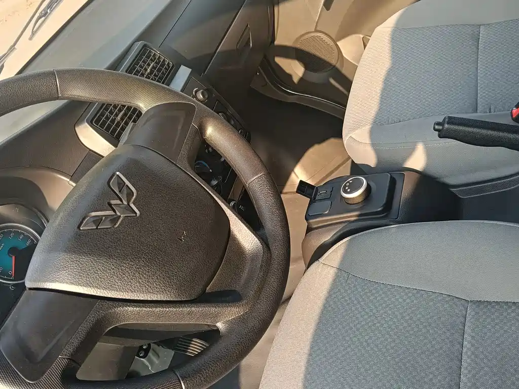 Wuling Wuling Electric Truck — миниатюра 14