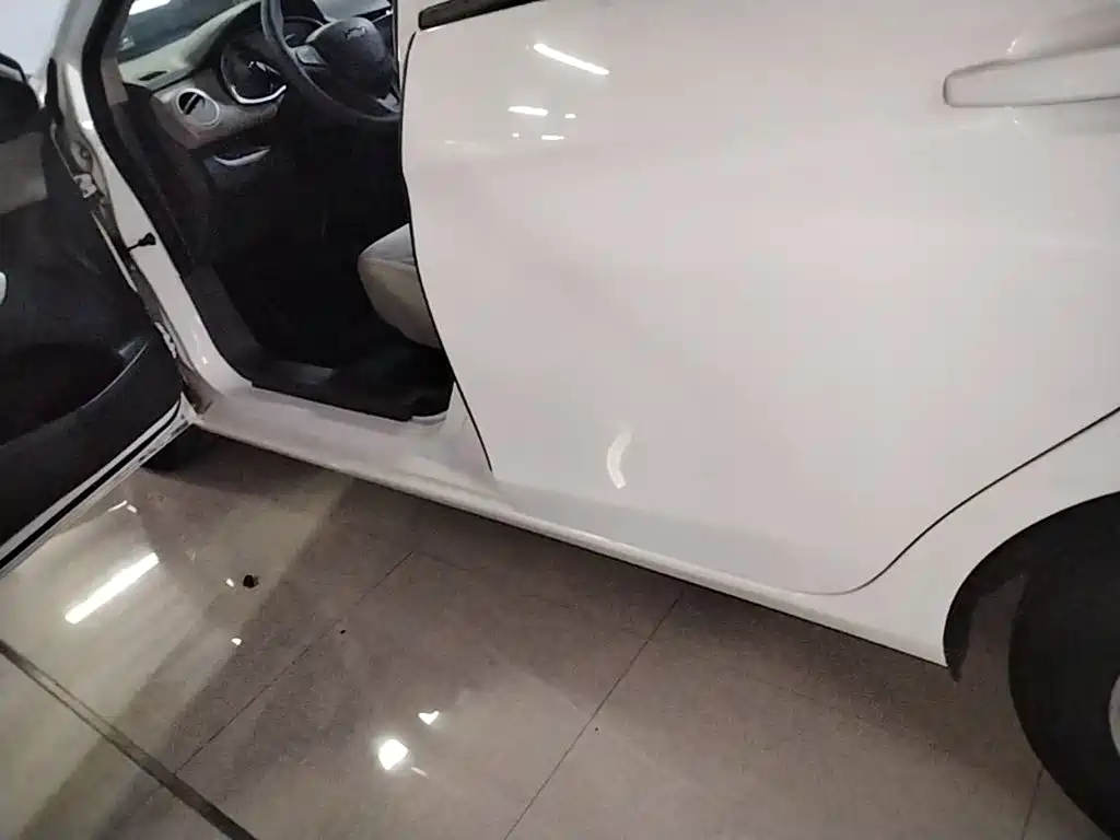 Chevrolet Sail — миниатюра 22