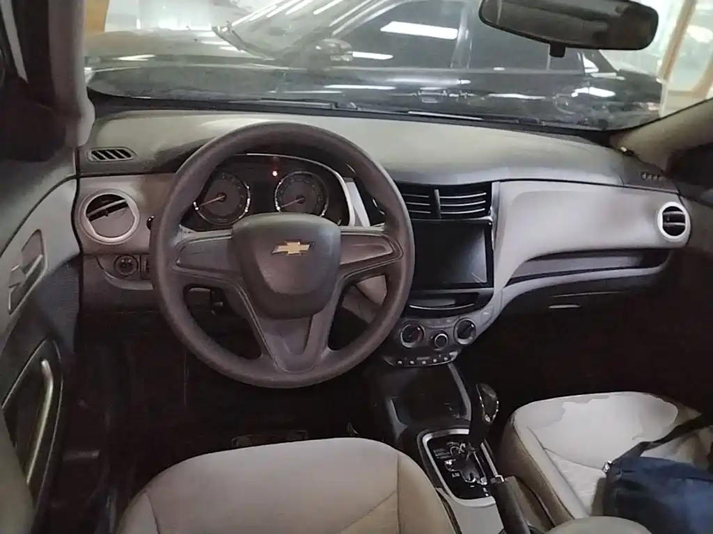 Chevrolet Sail — миниатюра 10