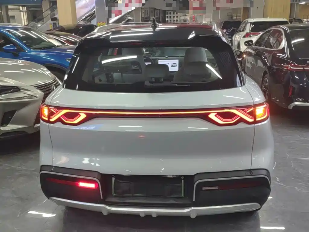 BYD Yuan UP — миниатюра 6