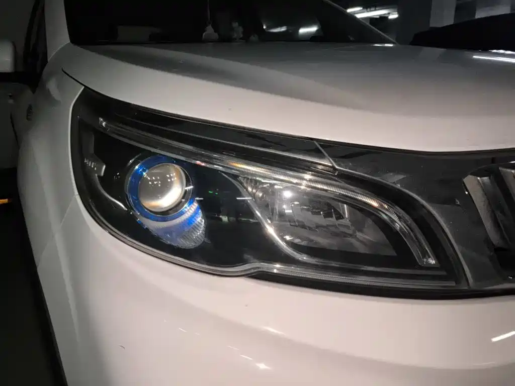 Geely Vision X3 — миниатюра 7