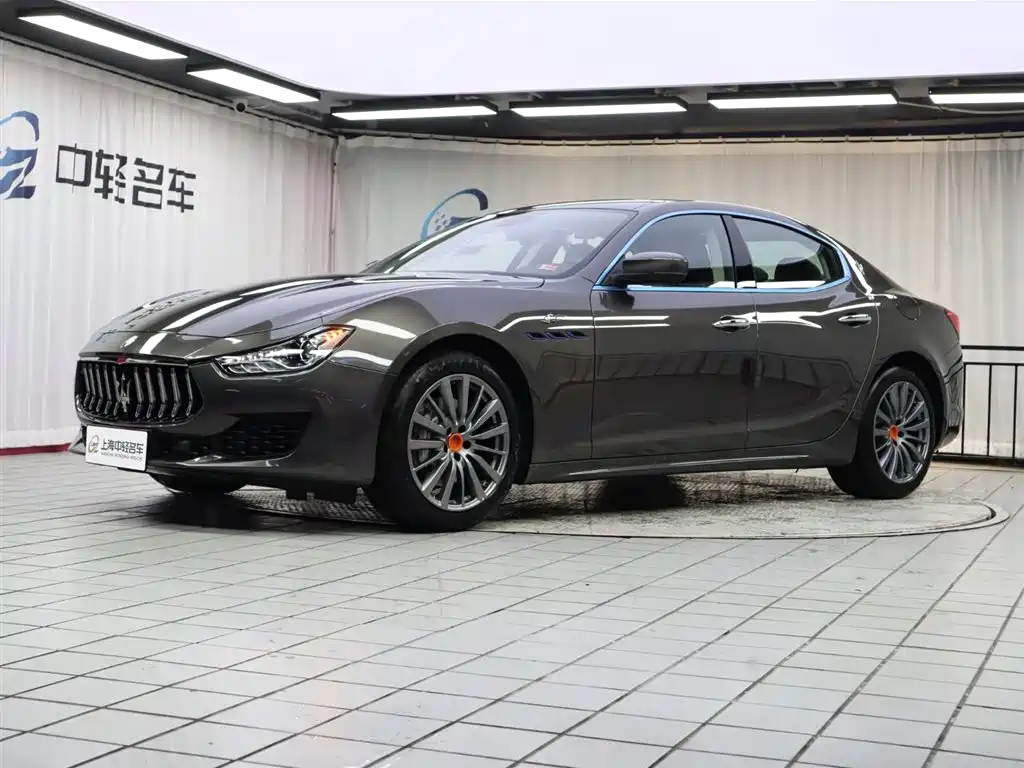Maserati Ghibli 0