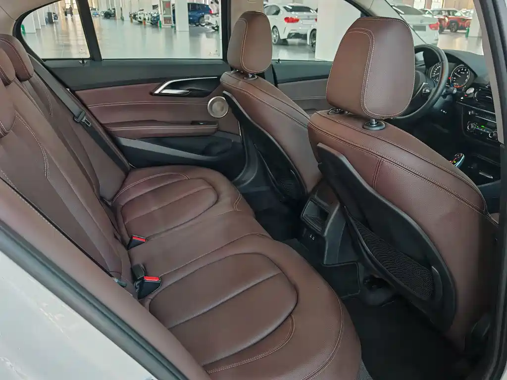 BMW 1 Series — миниатюра 19