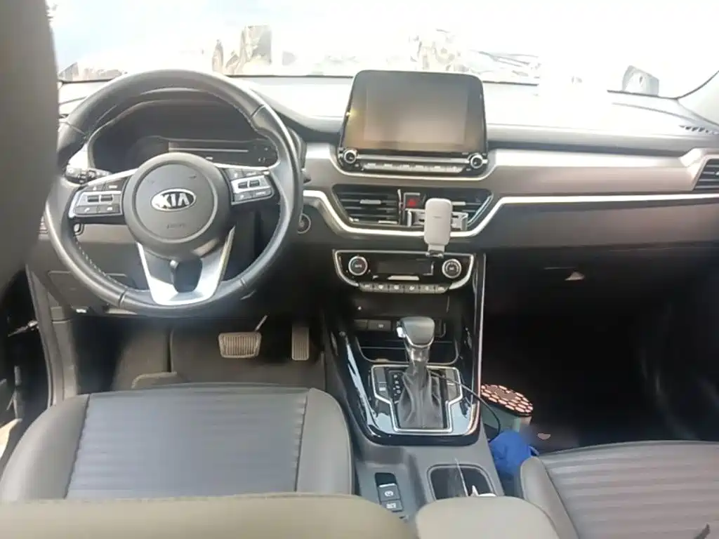 Kia Sportage — миниатюра 14