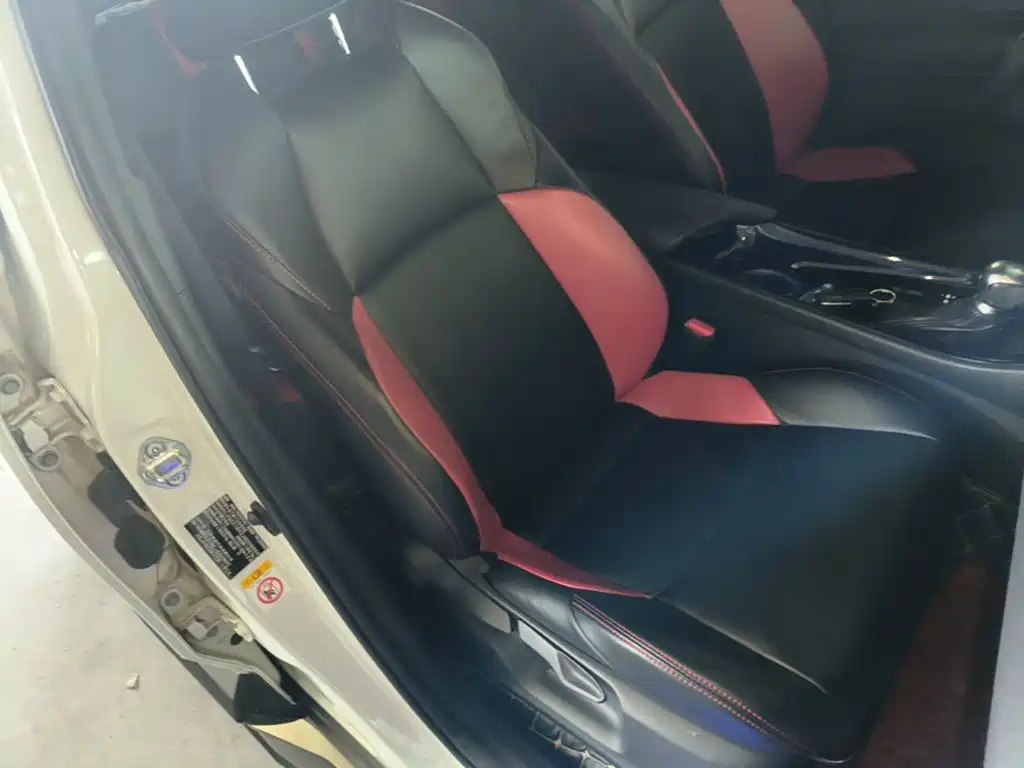 Toyota C-HR — миниатюра 25