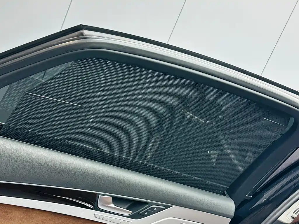 Audi A8 — миниатюра 21