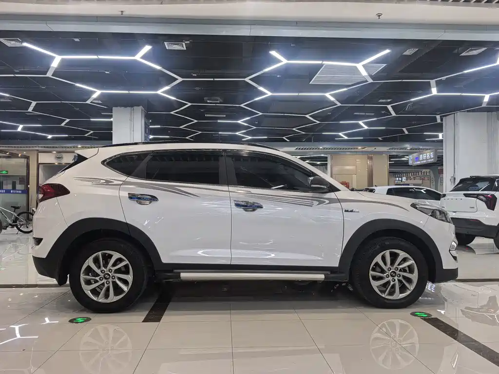 Hyundai Tucson — миниатюра 3