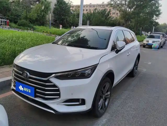 2021 BYD Tang
