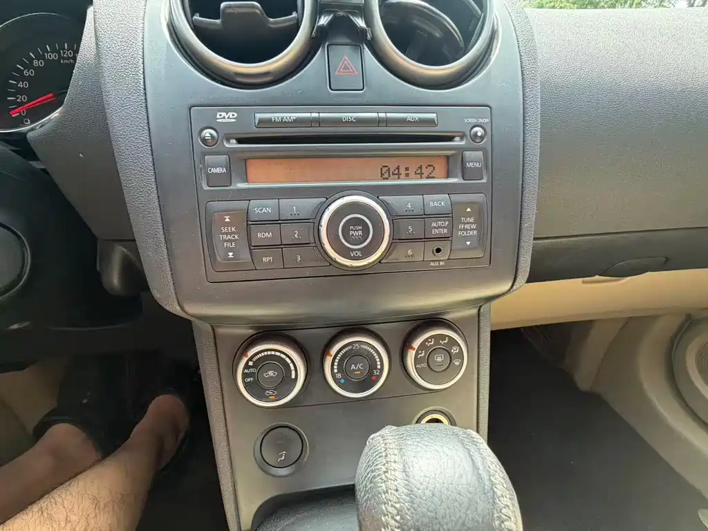 Nissan Qashqai — миниатюра 14