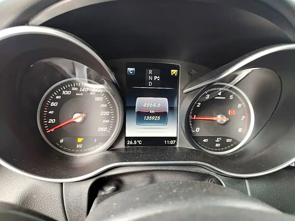 Mercedes-Benz C-Class — миниатюра 12