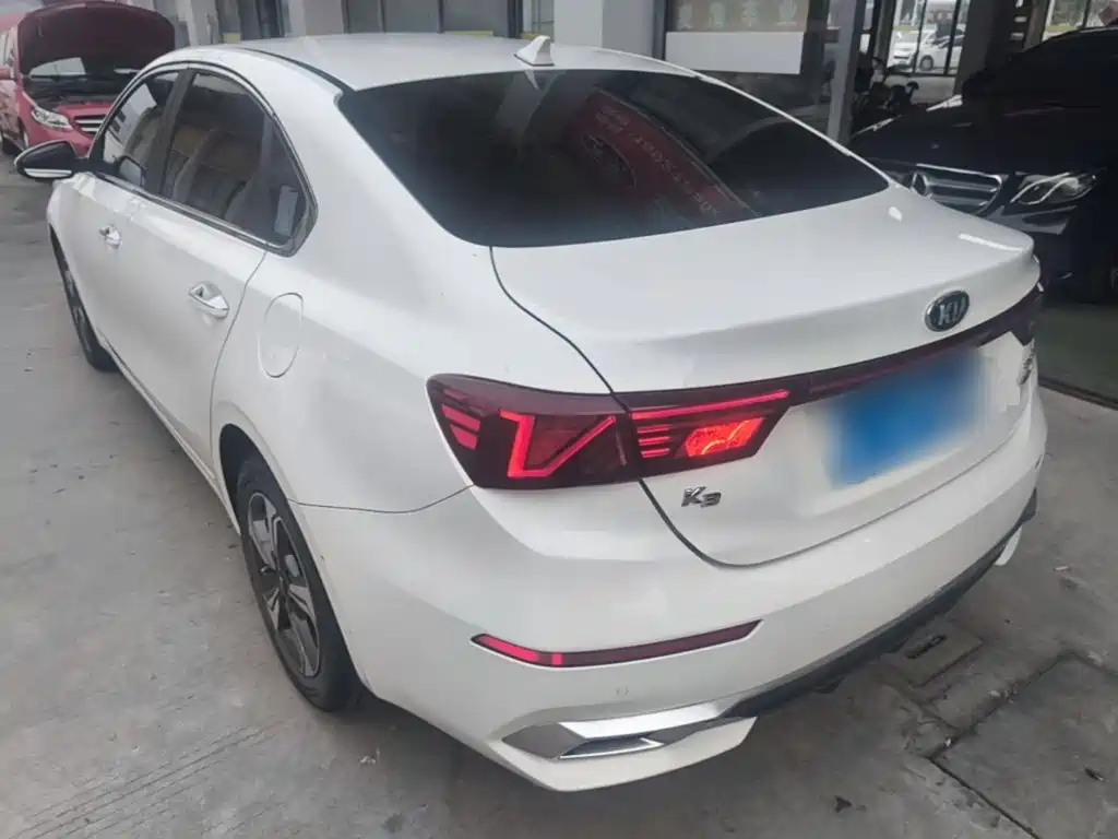 Kia K3 — миниатюра 5