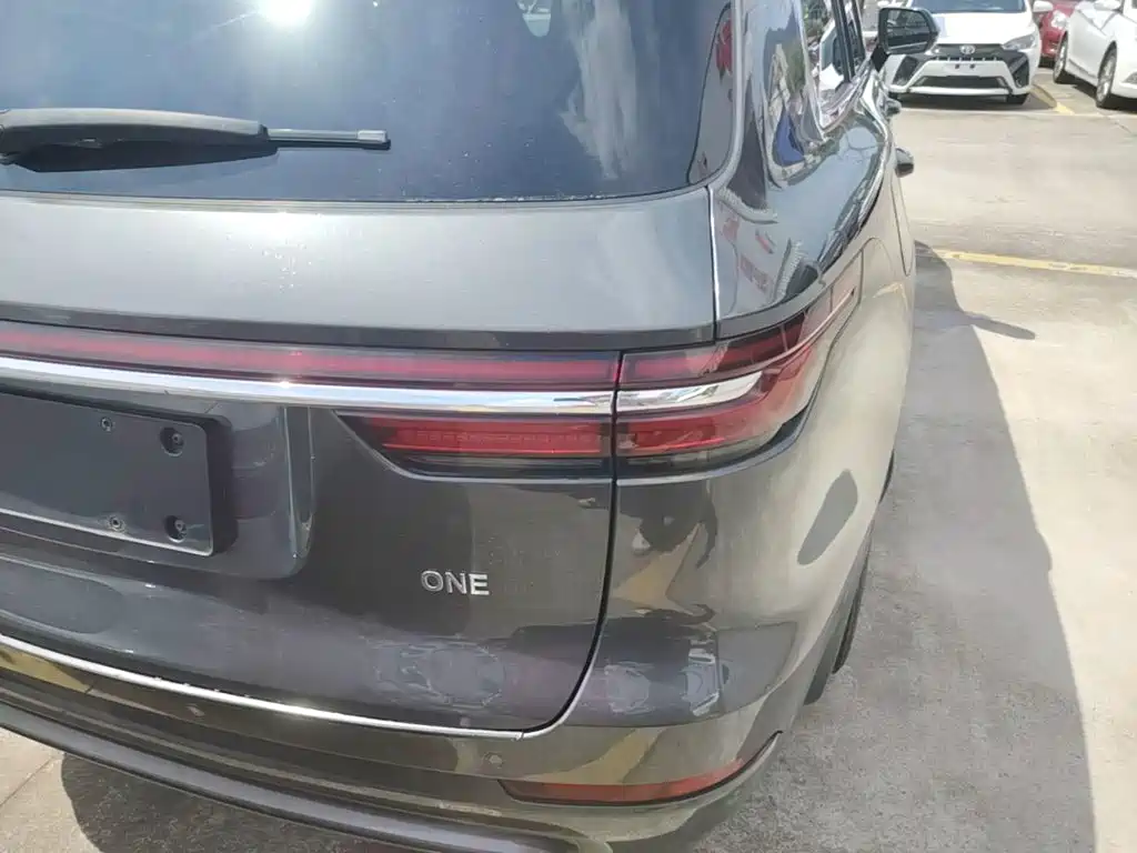 Li Auto Li ONE — миниатюра 8