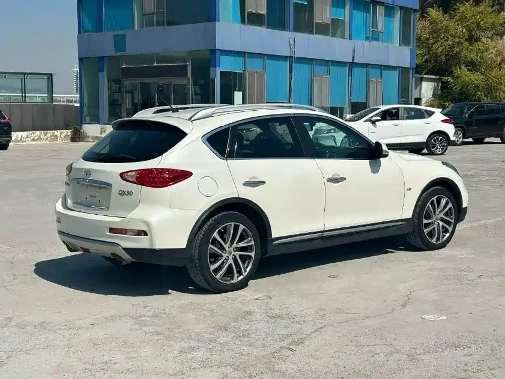 Infiniti QX50 — миниатюра 4