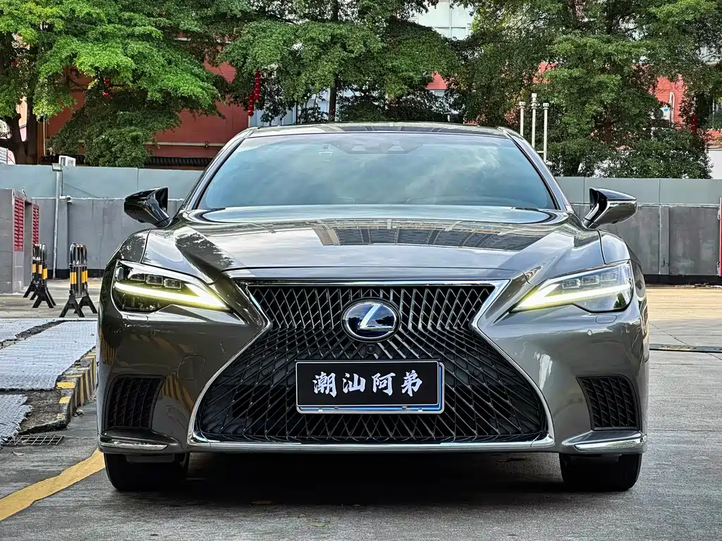 Lexus LS 2021 500h Executive