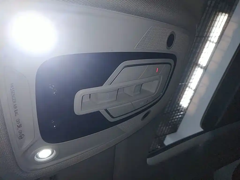 Audi A4L — миниатюра 18