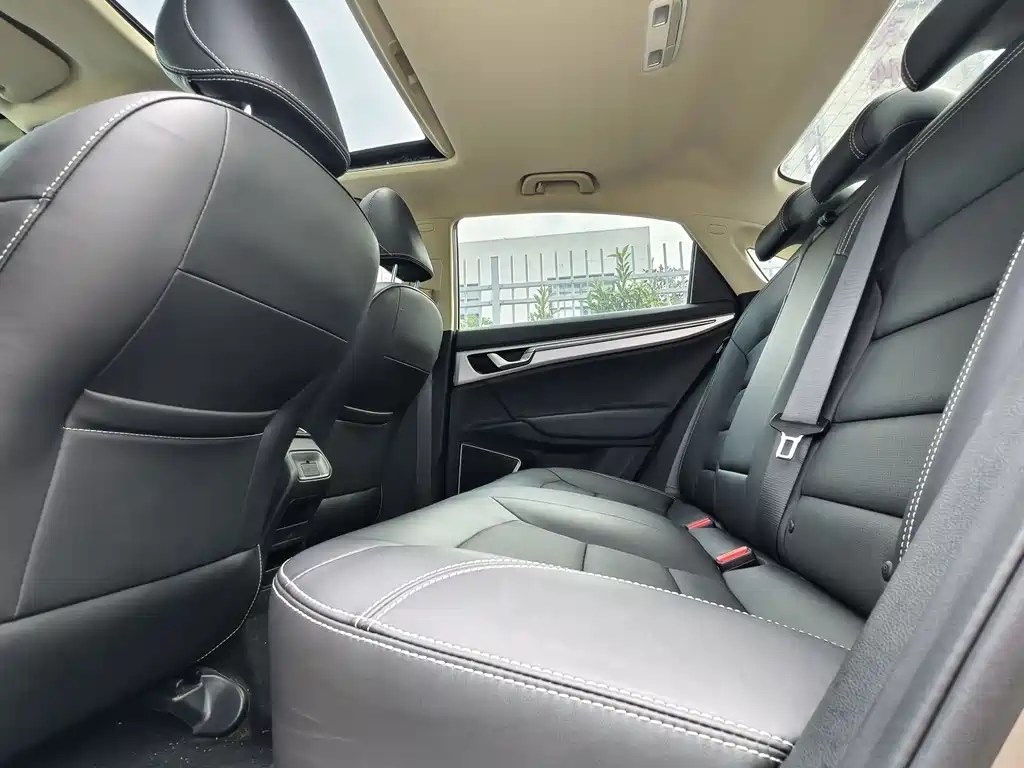 Geely Emgrand GL GL 2019 1.4T CVT Elite Smart