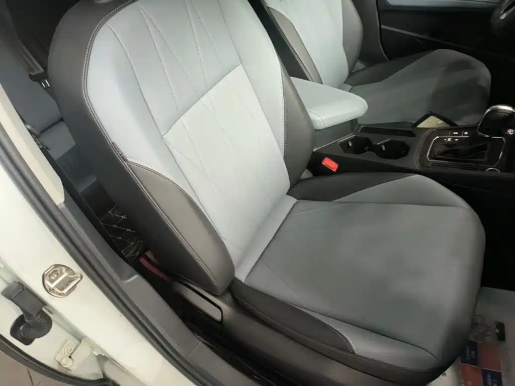 Volkswagen Lavida — миниатюра 25