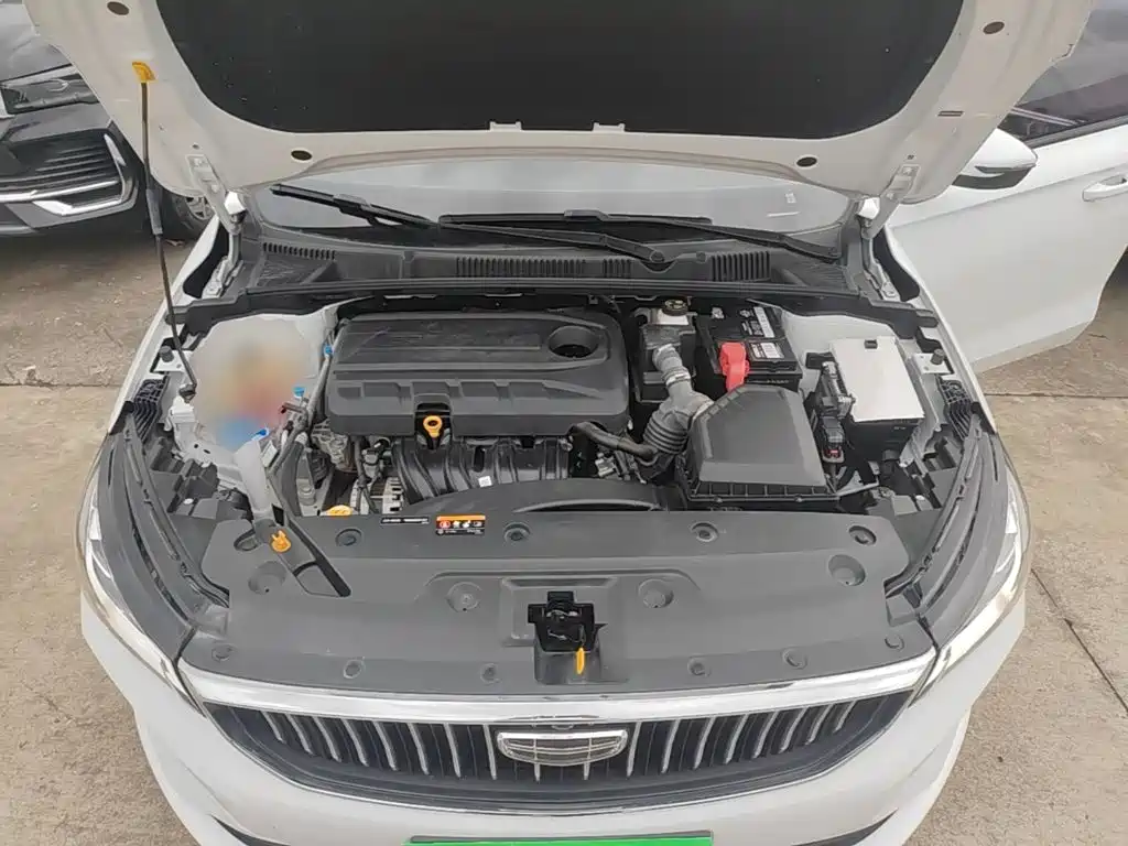 Geely Emgrand — миниатюра 20