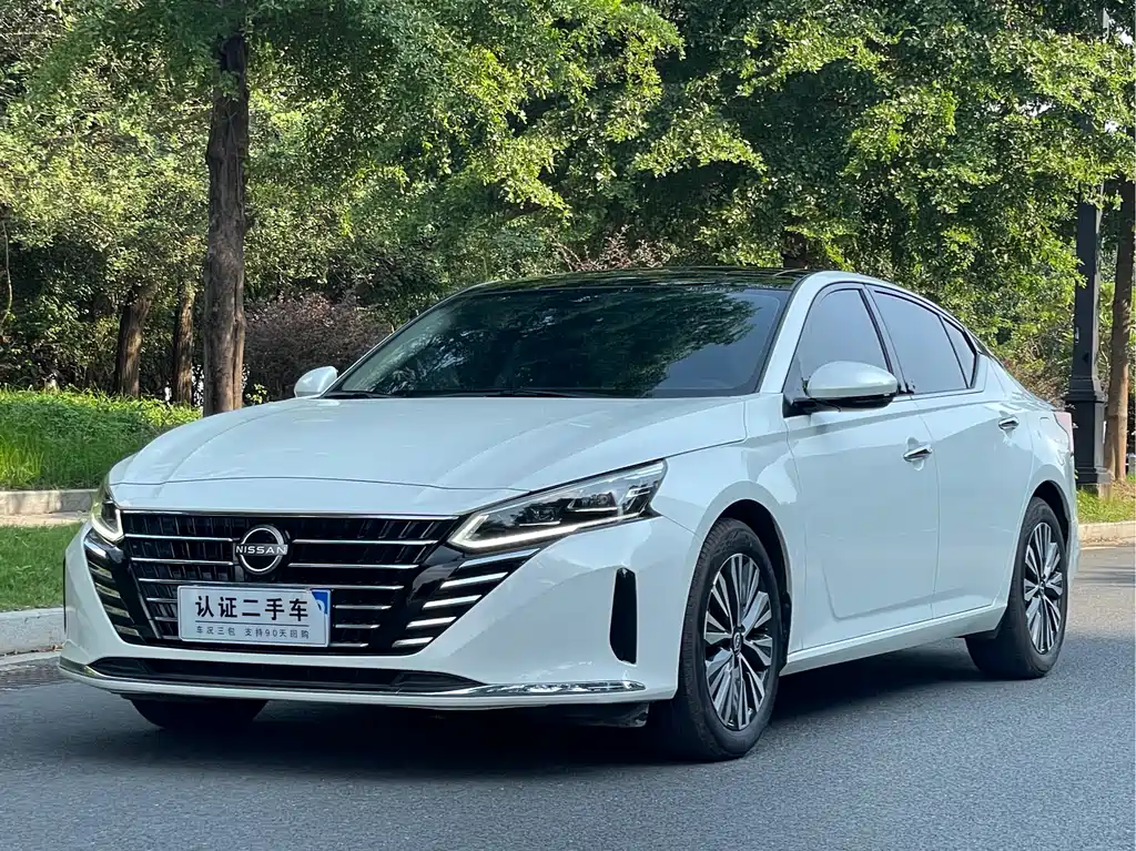 NISSAN TEANA