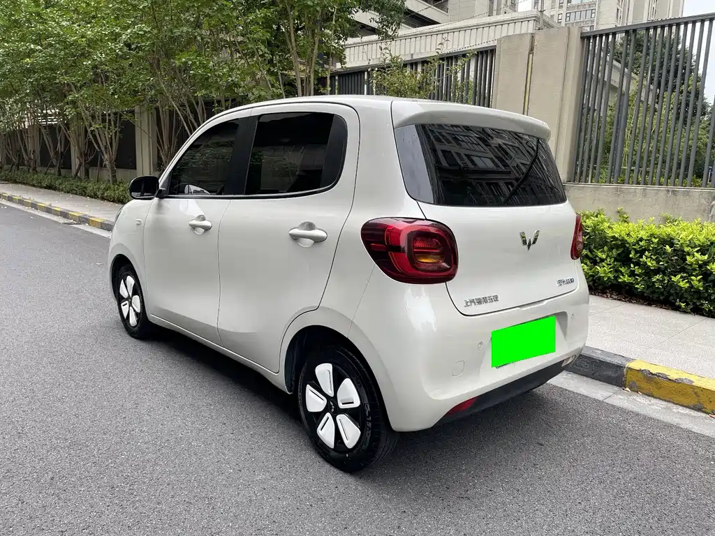 Wuling MINIEV — миниатюра 9