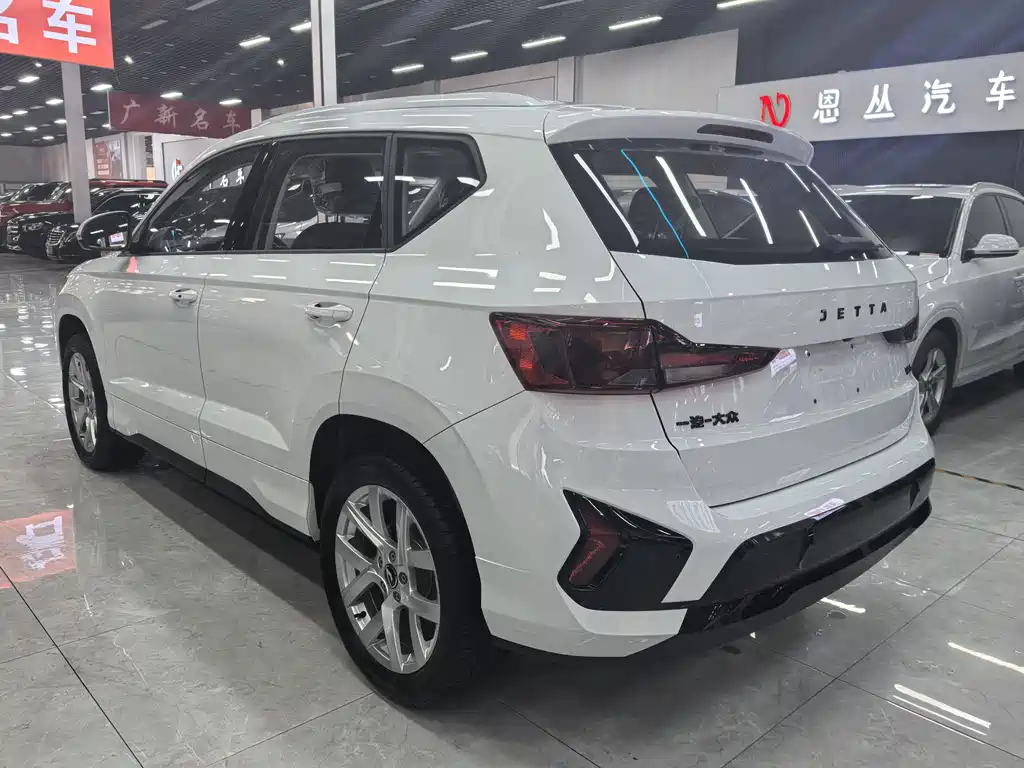 JETTA VS5