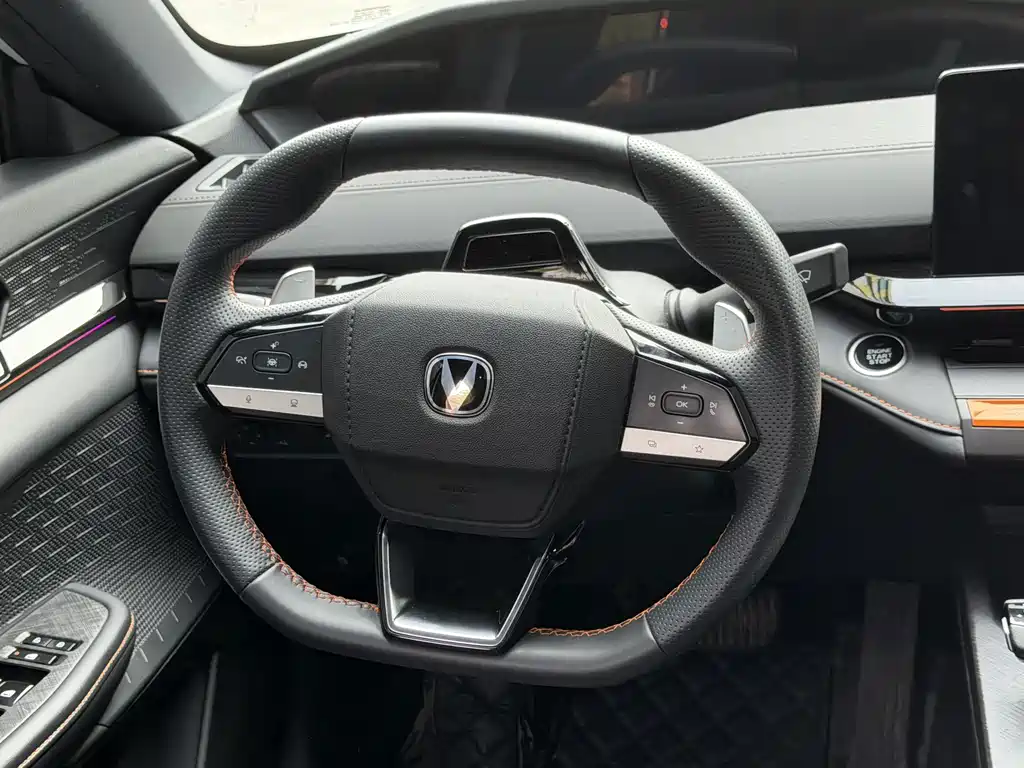 Changan UNI-V — миниатюра 13