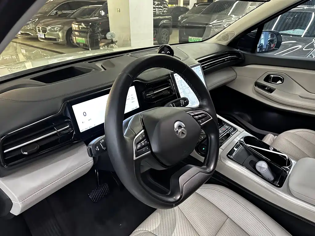 NIO ES8 — миниатюра 5