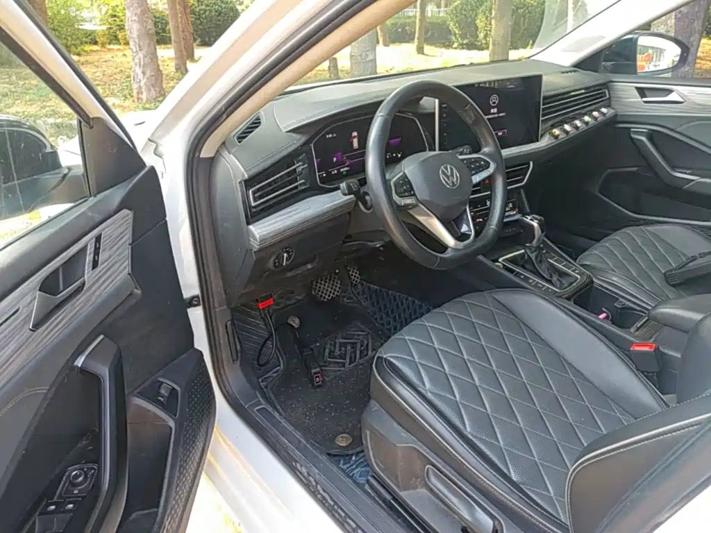 Volkswagen Sagitar — миниатюра 16