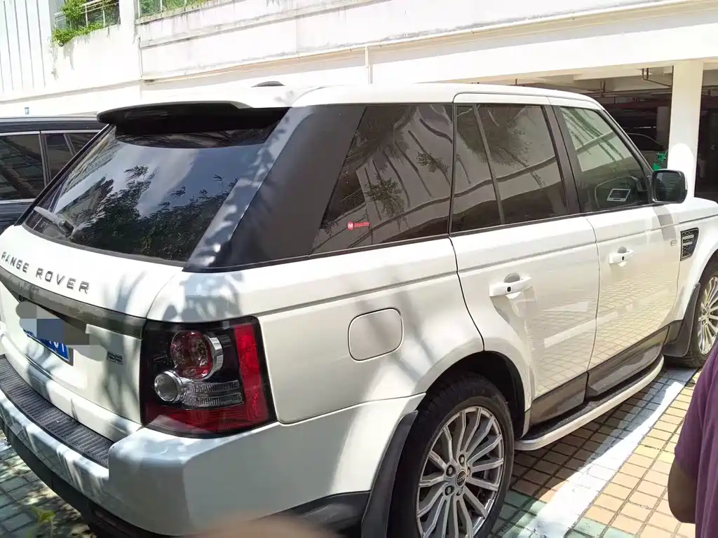Land Rover Sport — миниатюра 6