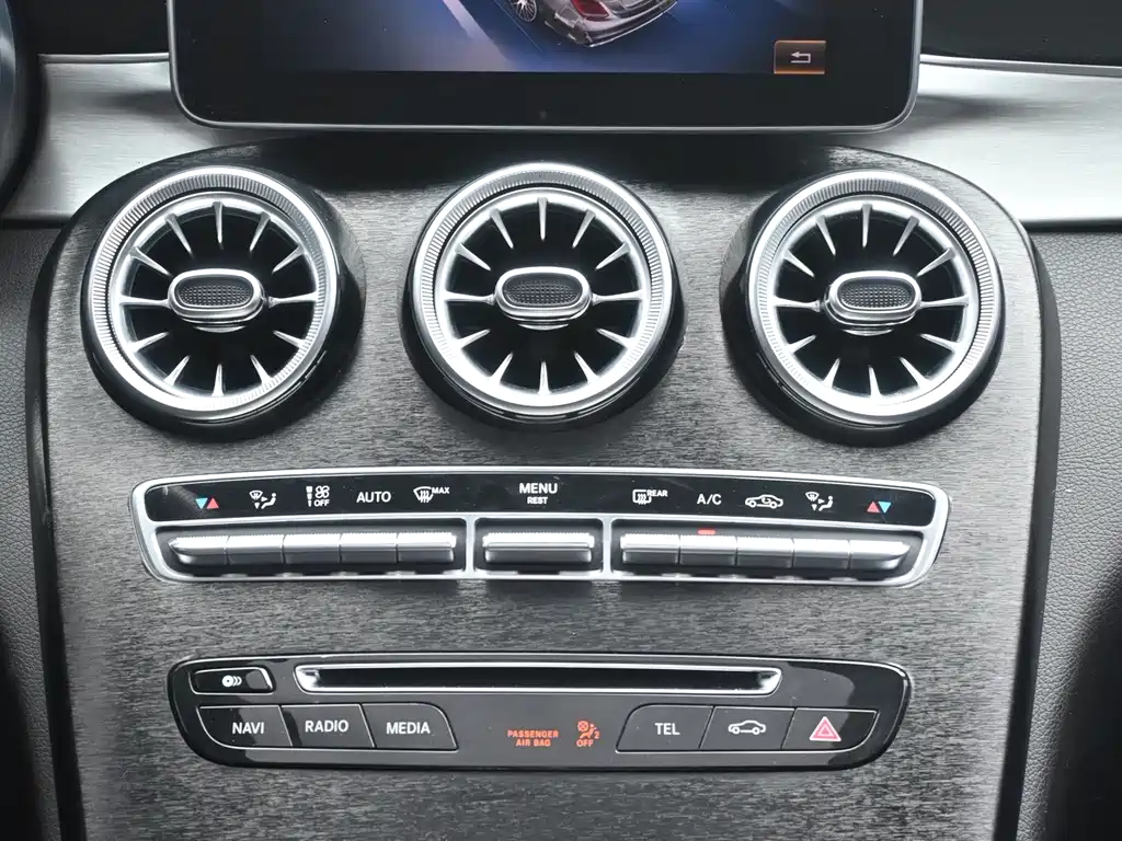 Mercedes-Benz C-Class AMG — миниатюра 11