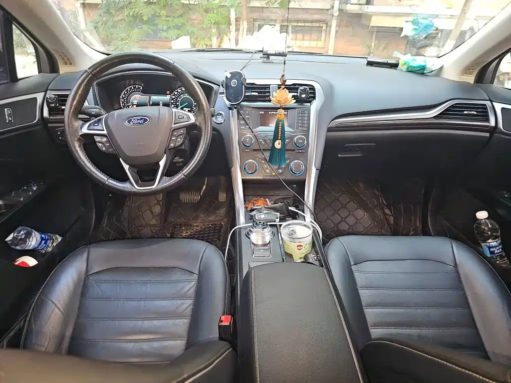 Ford Mondeo — миниатюра 10