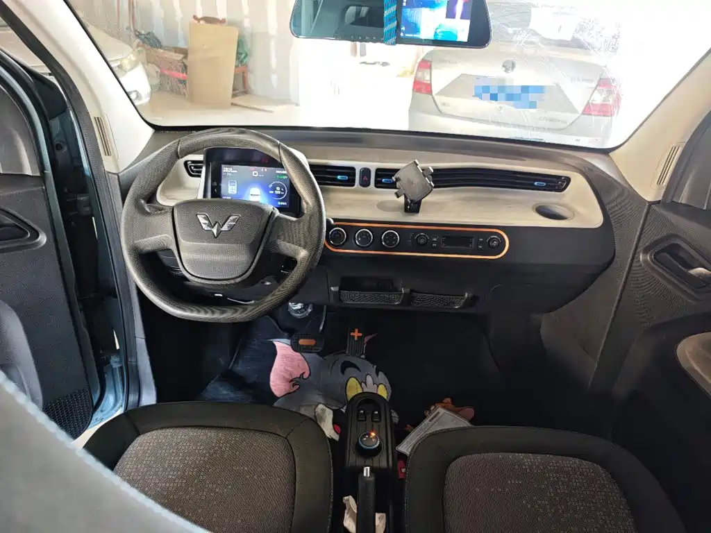Wuling MINIEV — миниатюра 10