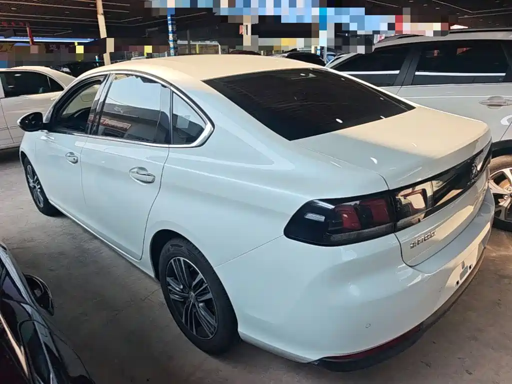 Peugeot 308 — миниатюра 5