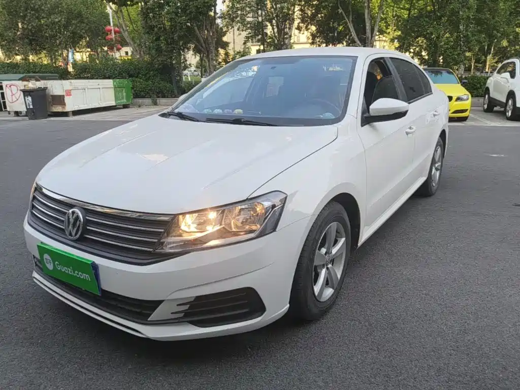 Volkswagen Lavida — миниатюра 2