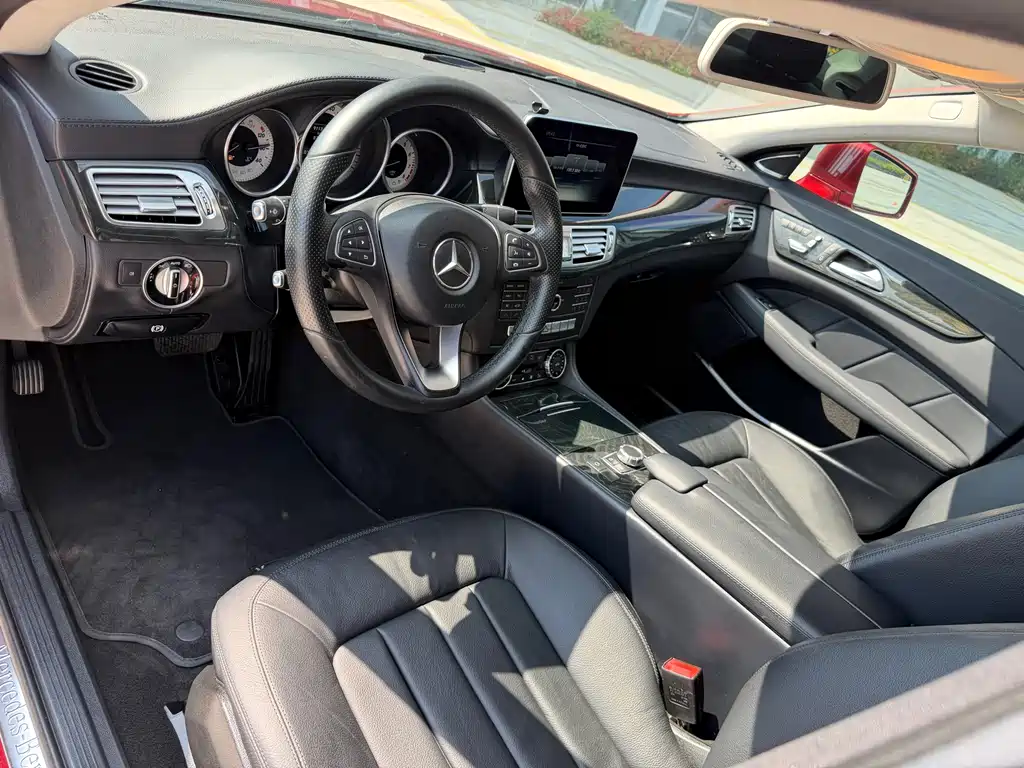 Mercedes-Benz CLS — миниатюра 4