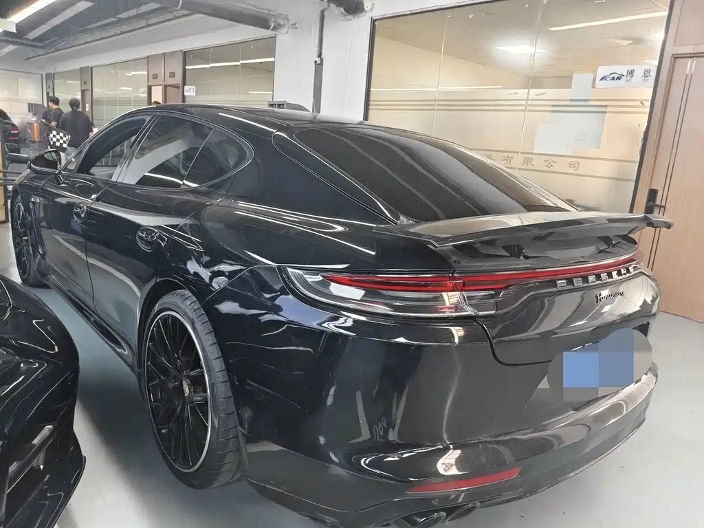 Porsche Panamera — миниатюра 21