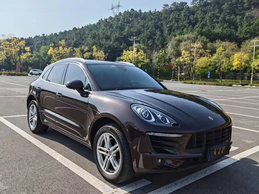 Porsche Macan — миниатюра 3