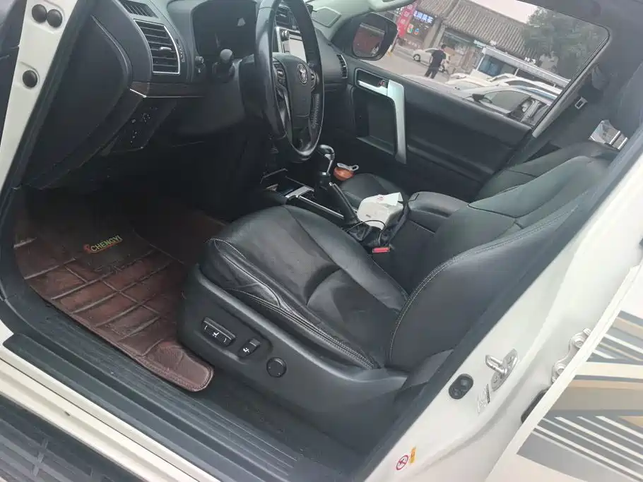 Toyota Land Cruiser Prado 2018 3.5L AT TX-L