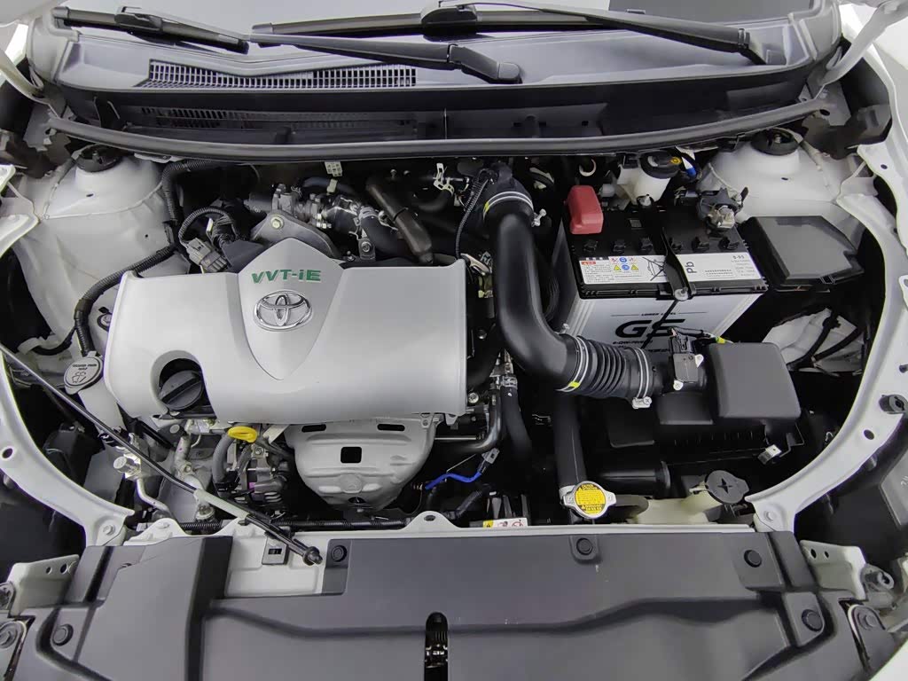 Toyota Vios 1.5 л 2021 г. Белый, пробег 37500 км